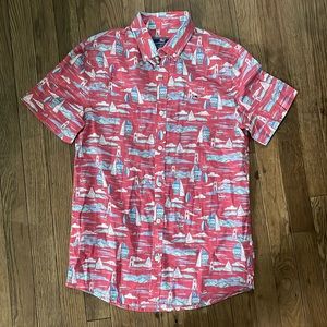 NWT Vineyard Vines sailboat button down shirt